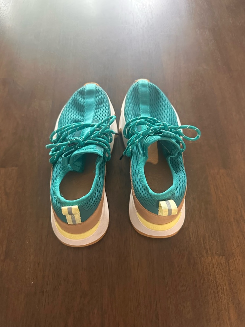 SOREL Teal Kinetic Impact II Lace Athletic Sneakers with Yellow Accent Size 7.5 - Picture 3 of 9